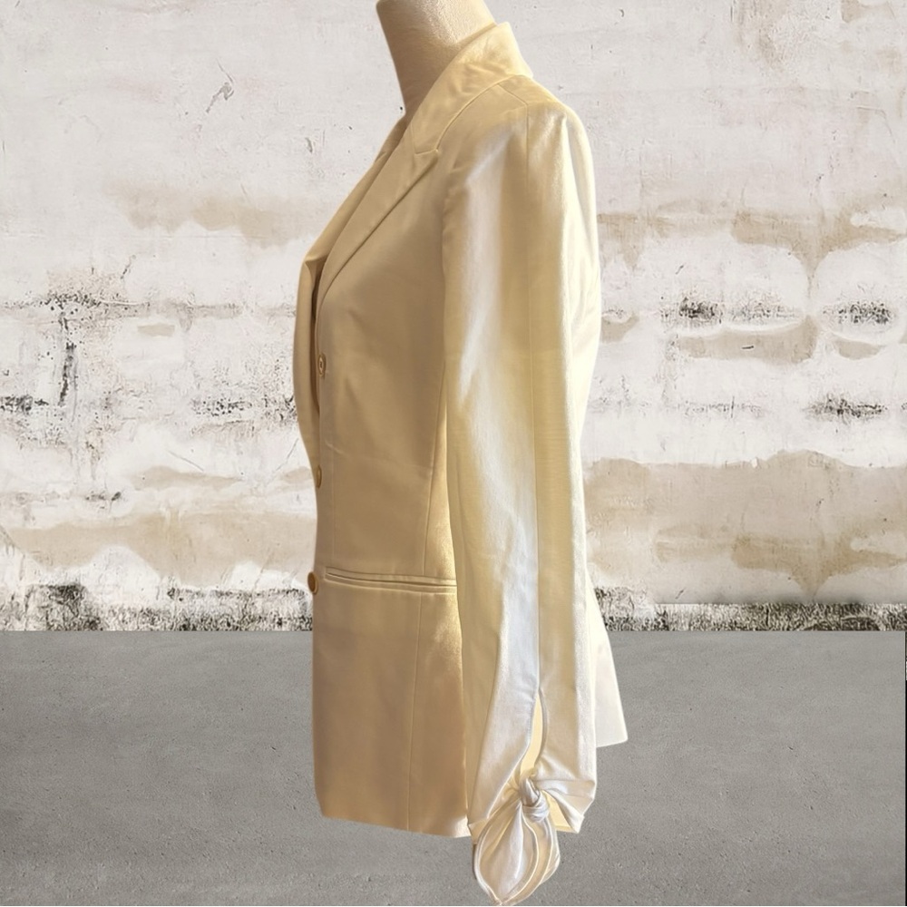 Tailored by Rebecca Taylor Ivory Double-Breasted Blazer Size 8 - Picture 4 of 6
